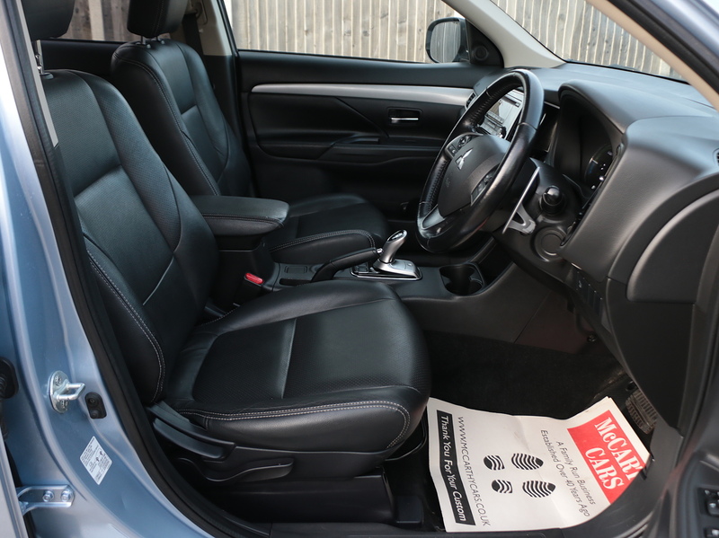 Mitsubishi 2.0 PHEV GX 3H ESTATE SEMI PETROL/ELECTRIC AUTO BLUETOOTH STEREO CD PLAYER PARKING AIDS SAME OWNER FOR 3 YEARS SH JUST £20 ROAD TAX NO ULEZ CHARGE 72-74 Mitcham Road