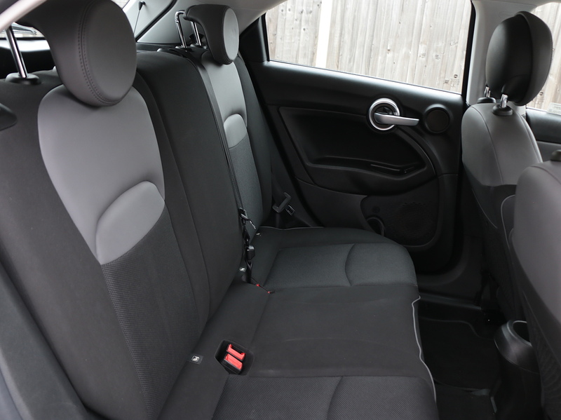 Fiat 1.6 E-TORQ POP SUV PETROL MANUAL STEREO USB/AUX INPUT CRUISE CONTROL AIR CON PARKING AIDS SAME OWNER FOR 4 YEARS ONLY 66000 MILES SH NO ULEZ CHARGE 72-74 Mitcham Road