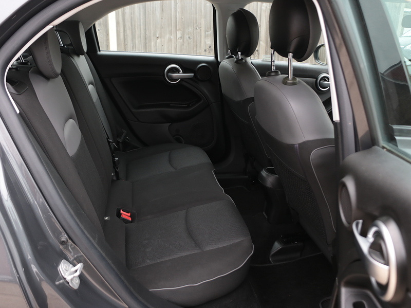 Fiat 1.6 E-TORQ POP SUV PETROL MANUAL STEREO USB/AUX INPUT CRUISE CONTROL AIR CON PARKING AIDS SAME OWNER FOR 4 YEARS ONLY 66000 MILES SH NO ULEZ CHARGE 72-74 Mitcham Road