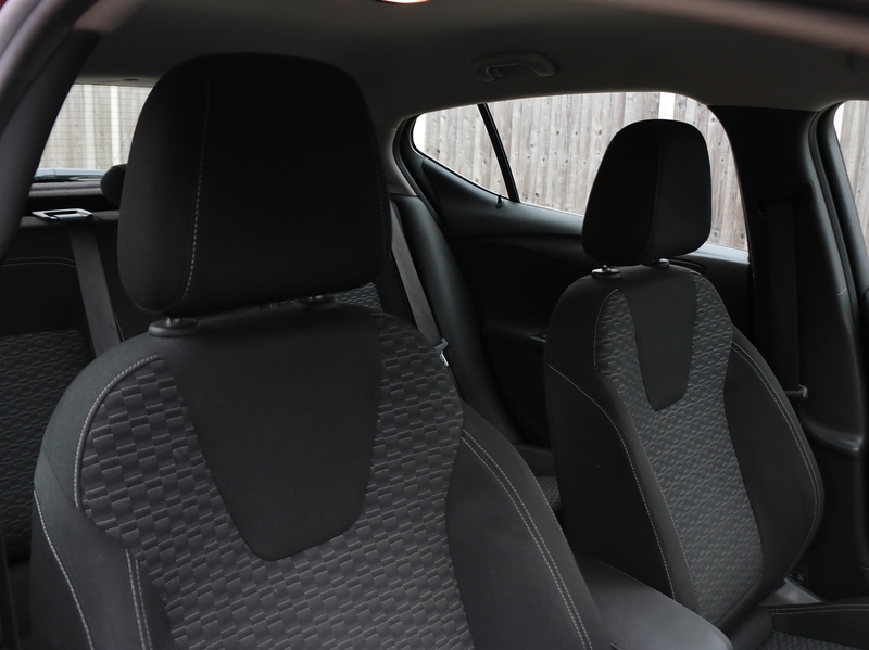 Vauxhall 1.4I TURBO SRI HATCHBACK 5DR PETROL AUTO SAT NAV BLUETOOTH DAB STEREO APPLE CARPLAY PARKING AIDS JUST 2 OWNERS ONLY 56000 MILES SH NO ULEZ CHARGE 72-74 Mitcham Road