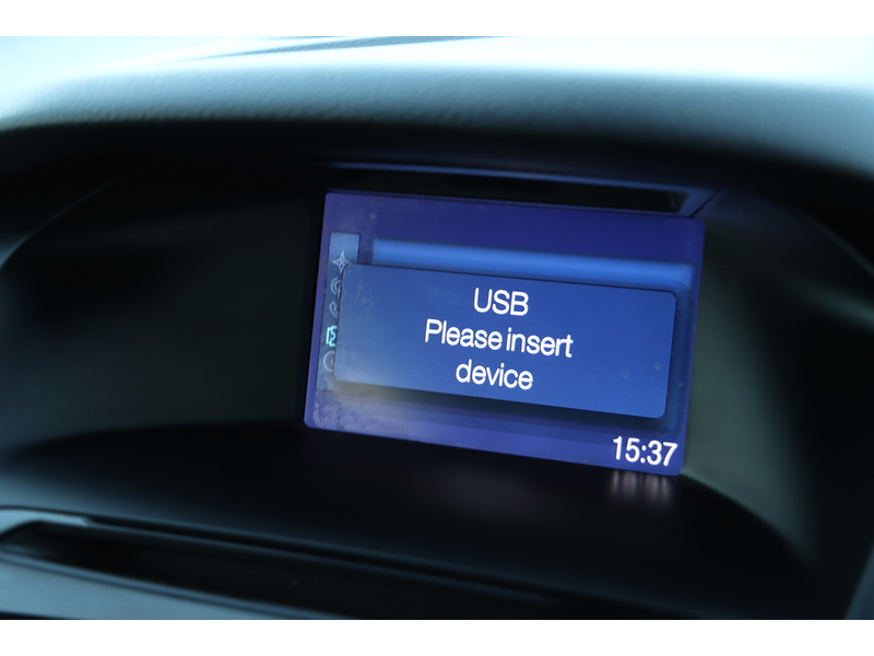 Ford 1.6 Titanium Navigator Hatchback 5dr Petrol Powershift Euro 5 (125 ps) 72-74 Mitcham Road