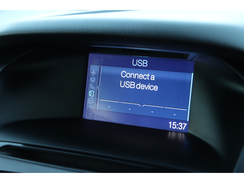 Ford 1.6 Titanium Navigator Hatchback 5dr Petrol Powershift Euro 5 (125 ps) 72-74 Mitcham Road