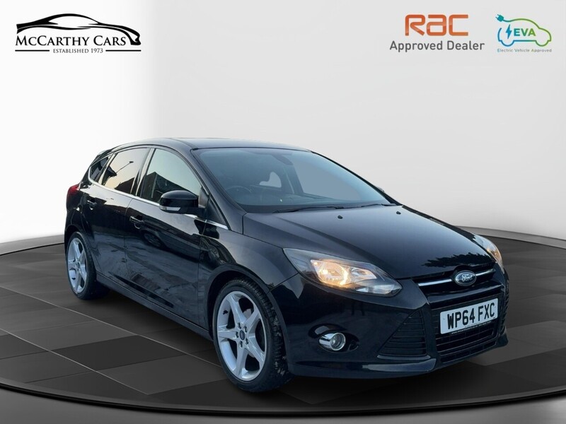 Ford 1.6 Titanium Navigator Hatchback 5dr Petrol Powershift Euro 5 (125 ps) 72-74 Mitcham Road
