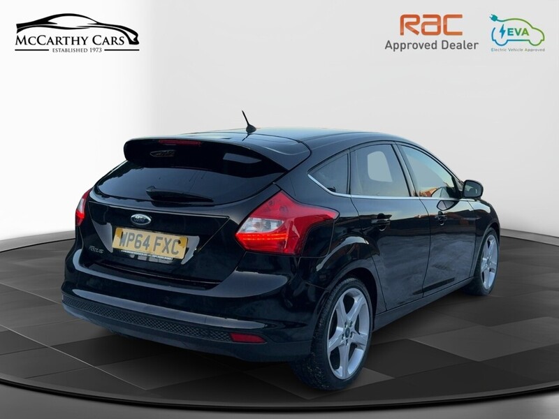 Ford 1.6 Titanium Navigator Hatchback 5dr Petrol Powershift Euro 5 (125 ps) 72-74 Mitcham Road