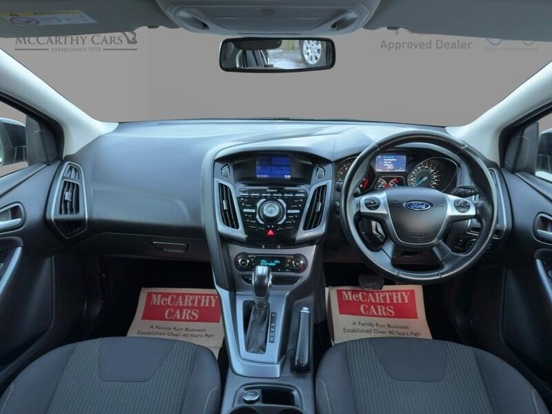 Ford 1.6 Titanium Navigator Hatchback 5dr Petrol Powershift Euro 5 (125 ps) 72-74 Mitcham Road