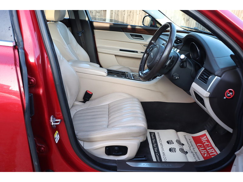 Jaguar 2.0 GTDi Prestige Saloon 4dr Petrol Auto Euro 6 (s/s) (200 ps) 72-74 Mitcham Road