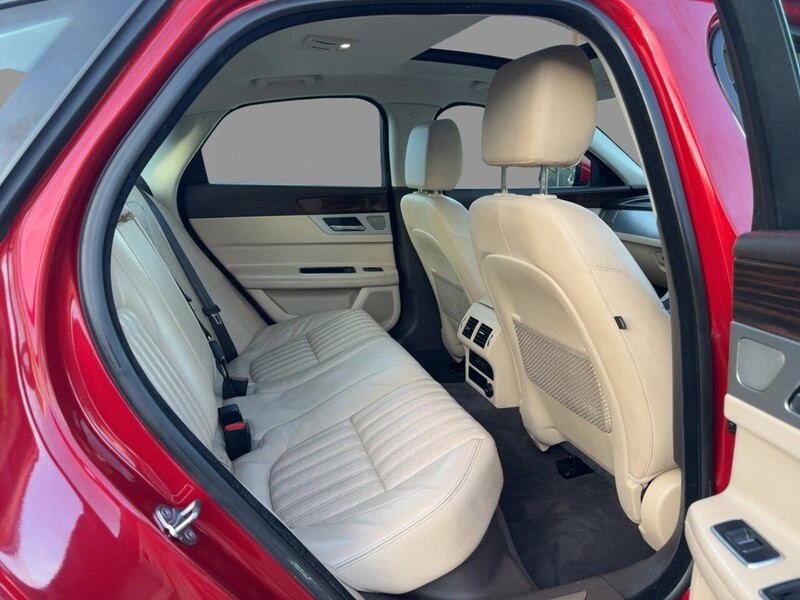 Jaguar d Portfolio 2.0 4dr Saloon Automatic Diesel 72-74 Mitcham Road