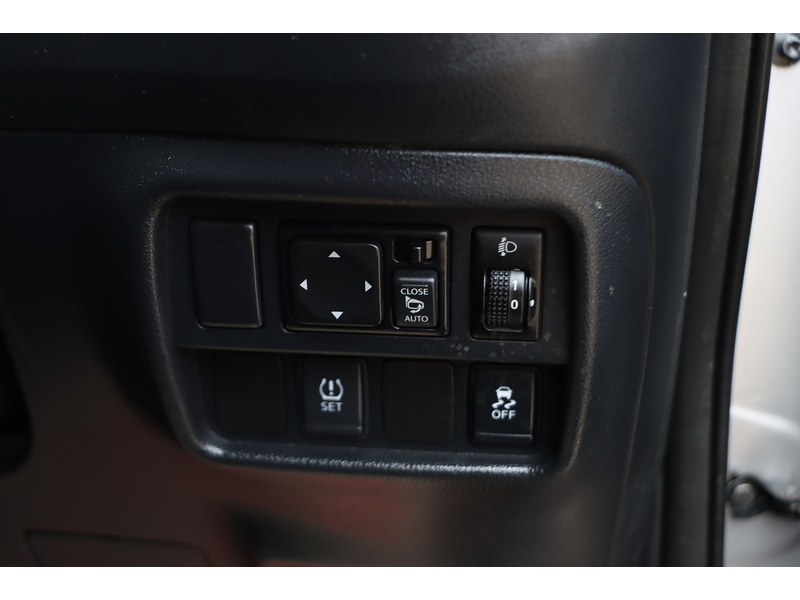 Nissan 1.6 Bose Personal Edition SUV 5dr Petrol XTRON Euro 6 (112 ps) 72-74 Mitcham Road