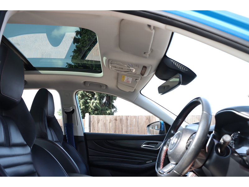 MG 1.5 T-GDI EXCLUSIVE SUV 5DR PETROL DCT AUTO SUNROOF HEATED SEATS SATNAV BLUETOOTH APPLE CARPLAY REAR CAMERA PARKING AIDS 2 OWNERS ONLY 64000 MILES FSH 72-74 Mitcham Road