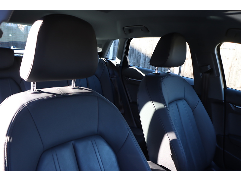 Audi 1.0 TFSI 30 SPORT SPORTBACK 5DR PETROL MANUAL SAT NAV BLUETOOTH DAB STEREO APPLE CARPLAY PARKING AIDS JUST 1 OWNER ONLY 54000 MILES FSH NO ULEZ CHARGE 72-74 Mitcham Road