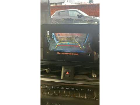 Lexus 2.0 250h F Sport Design SUV 5dr Petrol Hybrid E-CVT Euro 6 (s/s) (184 ps)