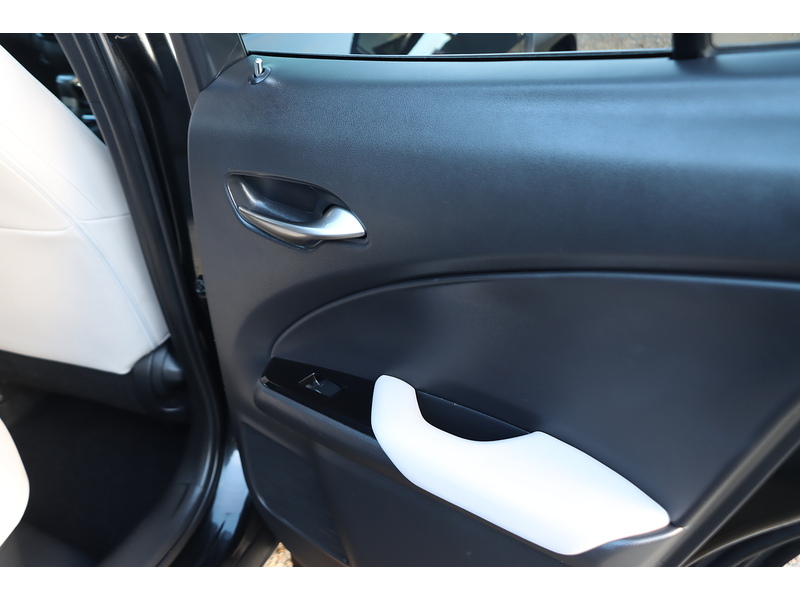 Lexus 250H 2.0 F SPORT DESIGN SUV 5DR PETROL HYBRID E-CVT AUTO SAT NAV BLUETOOTH STEREO APPLE CARPLAY REAR CAMERA PARKING AIDS JUST 1 OWNER 62000 MILES FSH 72-74 Mitcham Road