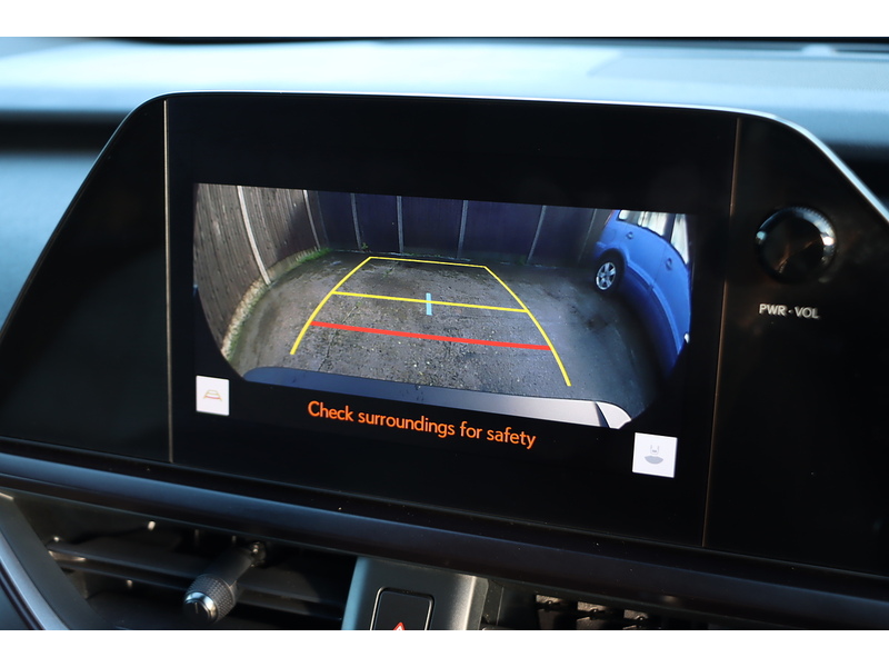 Lexus 250H 2.0 F SPORT DESIGN SUV 5DR PETROL HYBRID E-CVT AUTO SAT NAV BLUETOOTH STEREO APPLE CARPLAY REAR CAMERA PARKING AIDS JUST 1 OWNER 62000 MILES FSH 72-74 Mitcham Road