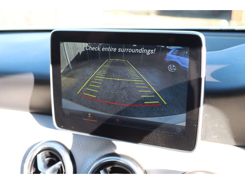 Mercedes-Benz A180 1.6 SPORT HATCHBACK 5DR PETROL 7G-DCT AUTO SAT NAV BLUETOOTH DAB STEREO APPLE CARPLAY PARKING AIDS SAME OWNER FOR 8 YEARS ONLY 55000 MILES FSH 72-74 Mitcham Road