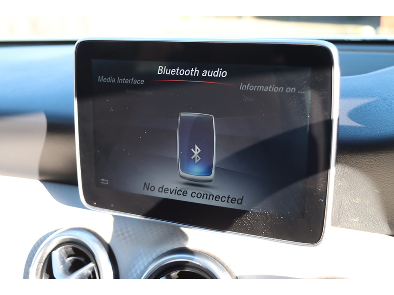 Mercedes-Benz A180 1.6 SPORT HATCHBACK 5DR PETROL 7G-DCT AUTO SAT NAV BLUETOOTH DAB STEREO APPLE CARPLAY PARKING AIDS SAME OWNER FOR 8 YEARS ONLY 55000 MILES FSH 72-74 Mitcham Road