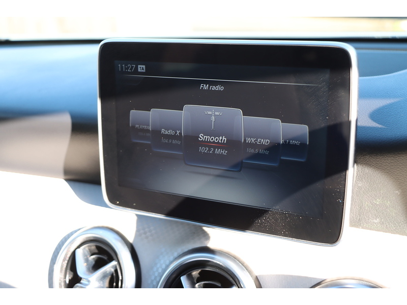 Mercedes-Benz A180 1.6 SPORT HATCHBACK 5DR PETROL 7G-DCT AUTO SAT NAV BLUETOOTH DAB STEREO APPLE CARPLAY PARKING AIDS SAME OWNER FOR 8 YEARS ONLY 55000 MILES FSH 72-74 Mitcham Road