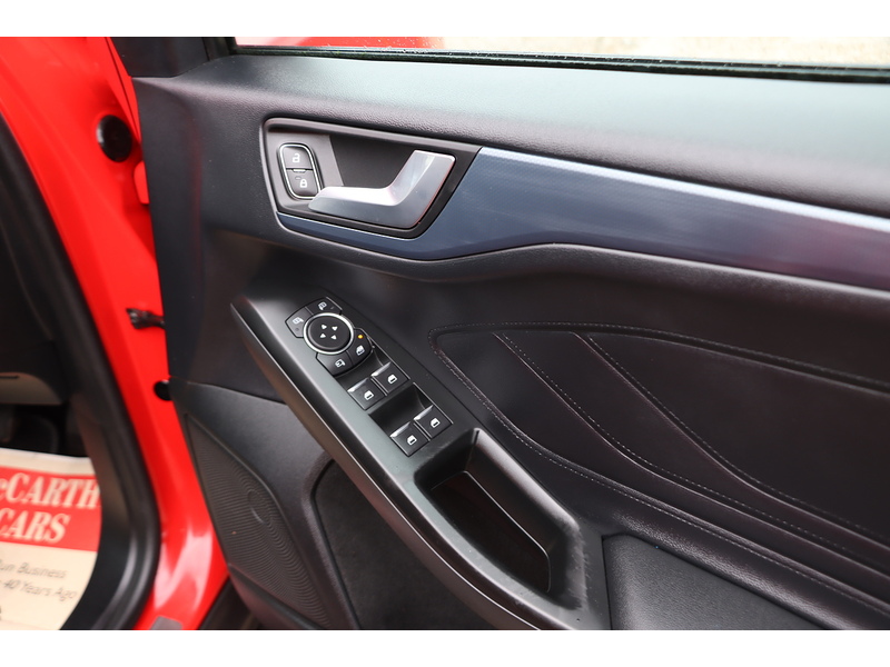 Ford 1.5T ECOBOOST ACTIVE X ESTATE 5DR PETROL AUTO SUNROOF HEATED SEATS SAT NAV BLUETOOTH DAB STEREO USB INPUT PARKING AIDS 41000 MILES SH NO ULEZ CHARGE 72-74 Mitcham Road