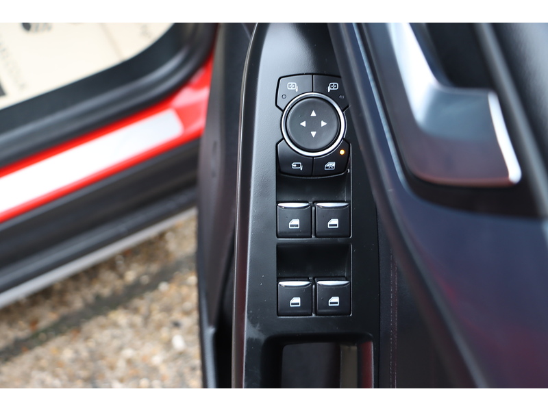 Ford 1.5T ECOBOOST ACTIVE X ESTATE 5DR PETROL AUTO SUNROOF HEATED SEATS SAT NAV BLUETOOTH DAB STEREO USB INPUT PARKING AIDS 41000 MILES SH NO ULEZ CHARGE 72-74 Mitcham Road