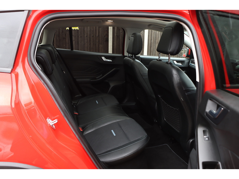 Ford 1.5T ECOBOOST ACTIVE X ESTATE 5DR PETROL AUTO SUNROOF HEATED SEATS SAT NAV BLUETOOTH DAB STEREO USB INPUT PARKING AIDS 41000 MILES SH NO ULEZ CHARGE 72-74 Mitcham Road