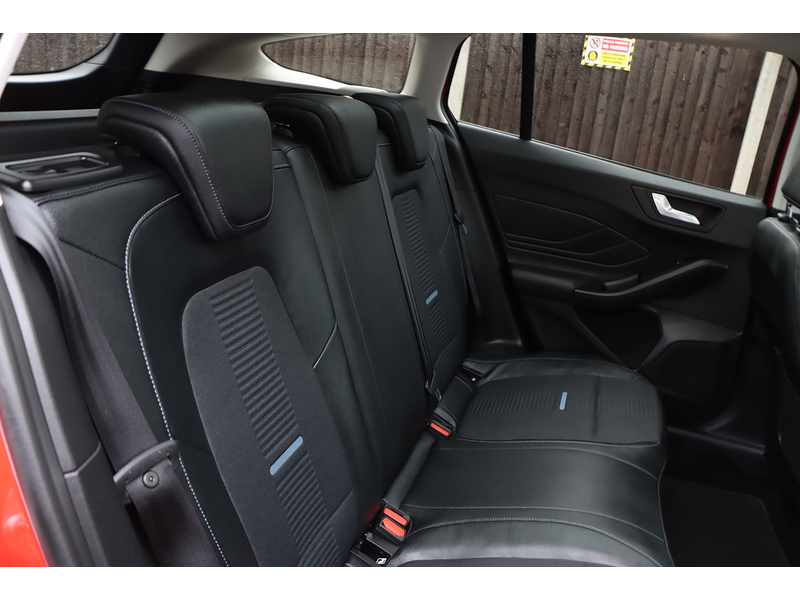 Ford 1.5T ECOBOOST ACTIVE X ESTATE 5DR PETROL AUTO SUNROOF HEATED SEATS SAT NAV BLUETOOTH DAB STEREO USB INPUT PARKING AIDS 41000 MILES SH NO ULEZ CHARGE 72-74 Mitcham Road