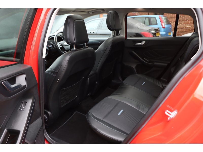 Ford 1.5T ECOBOOST ACTIVE X ESTATE 5DR PETROL AUTO SUNROOF HEATED SEATS SAT NAV BLUETOOTH DAB STEREO USB INPUT PARKING AIDS 41000 MILES SH NO ULEZ CHARGE 72-74 Mitcham Road