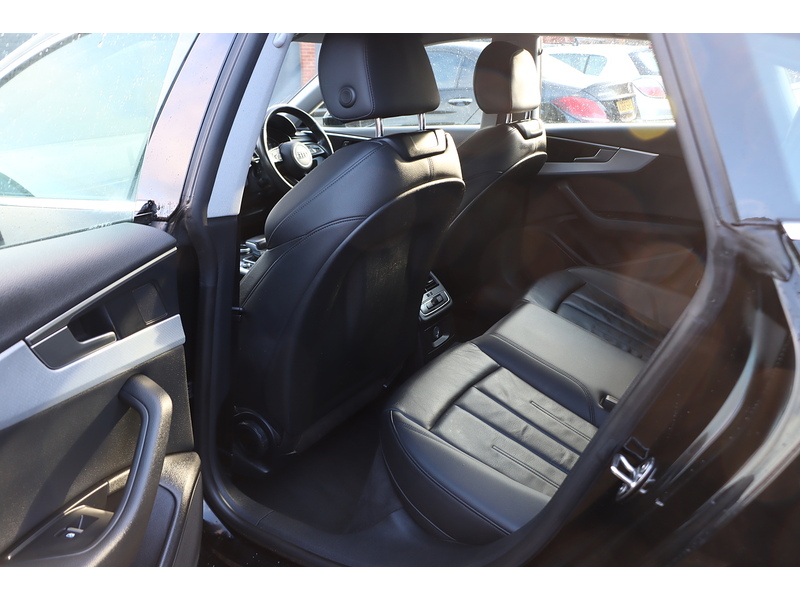 Audi 2.0 TFSI 35 SPORT SPORTBACK 5DR PETROL S TRONIC AUTO HEATED SEATS SAT NAV BLUETOOTH DAB STEREO APPLE CARPLAY PARKING AIDS 2 OWNERS ONLY 54000 MILES SH 72-74 Mitcham Road