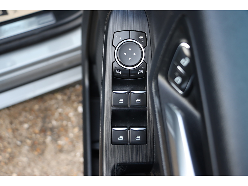 Ford 2.5 ECOBOOST DURATEC 14.4KWH ST-LINE SUV 5DR PETROL PLUG-IN HYBRID CVT AUTO SATNAV BLUETOOTH DAB STEREO PARKING AIDS JUST 1 OWNER ONLY 84000 MILES FSH 72-74 Mitcham Road