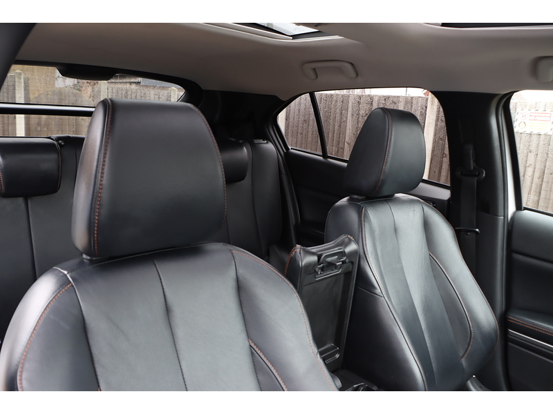 Mitsubishi 1.5T BLACK SUV 5DR PETROL CVT 4WD AUTO SUNROOF HEATED SEATS SAT NAV BLUETOOTH DAB STEREO APPLE CARPLAY REAR & 360 CAMERA PARKING AIDS 38000 MILES FSH 72-74 Mitcham Road