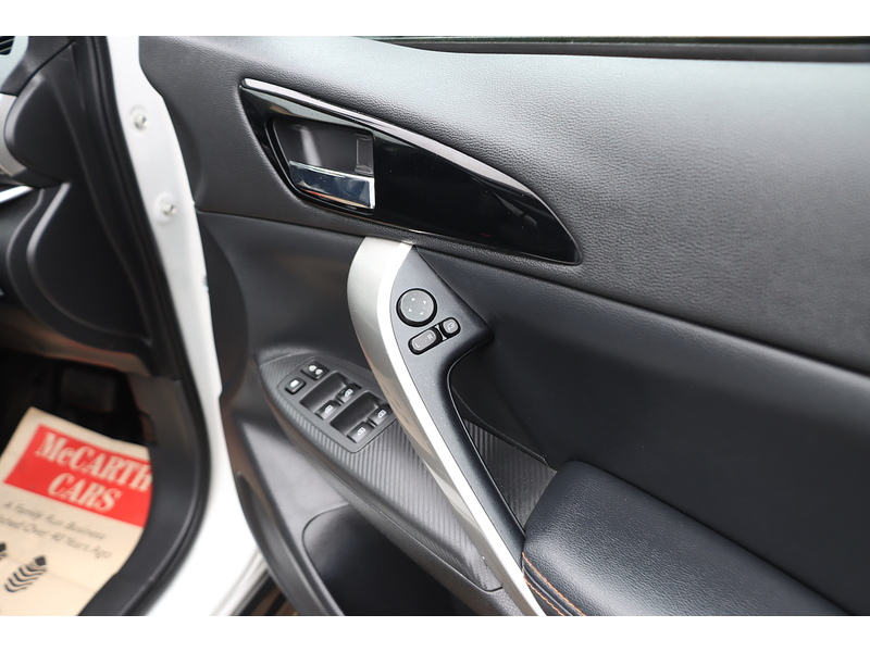 Mitsubishi 1.5T BLACK SUV 5DR PETROL CVT 4WD AUTO SUNROOF HEATED SEATS SAT NAV BLUETOOTH DAB STEREO APPLE CARPLAY REAR & 360 CAMERA PARKING AIDS 38000 MILES FSH 72-74 Mitcham Road