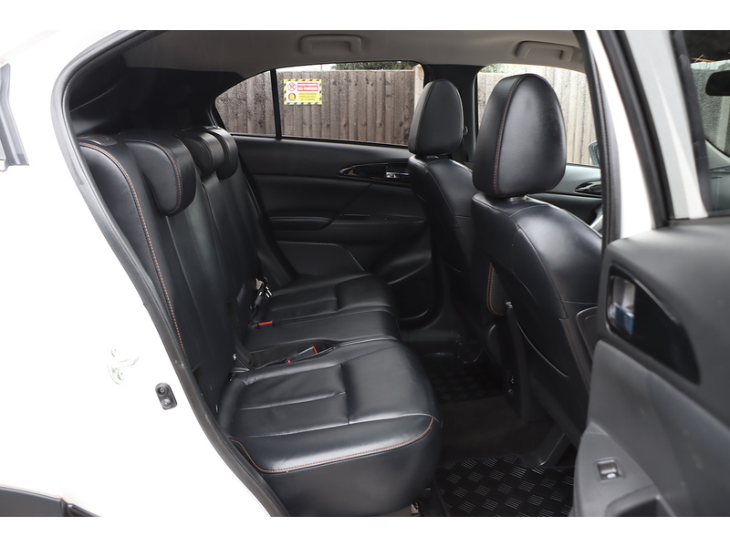 Mitsubishi 1.5T BLACK SUV 5DR PETROL CVT 4WD AUTO SUNROOF HEATED SEATS SAT NAV BLUETOOTH DAB STEREO APPLE CARPLAY REAR & 360 CAMERA PARKING AIDS 38000 MILES FSH 72-74 Mitcham Road