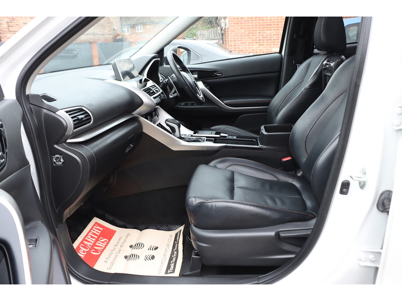 Mitsubishi 1.5T BLACK SUV 5DR PETROL CVT 4WD AUTO SUNROOF HEATED SEATS SAT NAV BLUETOOTH DAB STEREO APPLE CARPLAY REAR & 360 CAMERA PARKING AIDS 38000 MILES FSH 72-74 Mitcham Road