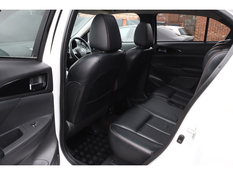 Mitsubishi 1.5T BLACK SUV 5DR PETROL CVT 4WD AUTO SUNROOF HEATED SEATS SAT NAV BLUETOOTH DAB STEREO APPLE CARPLAY REAR & 360 CAMERA PARKING AIDS 38000 MILES FSH 72-74 Mitcham Road