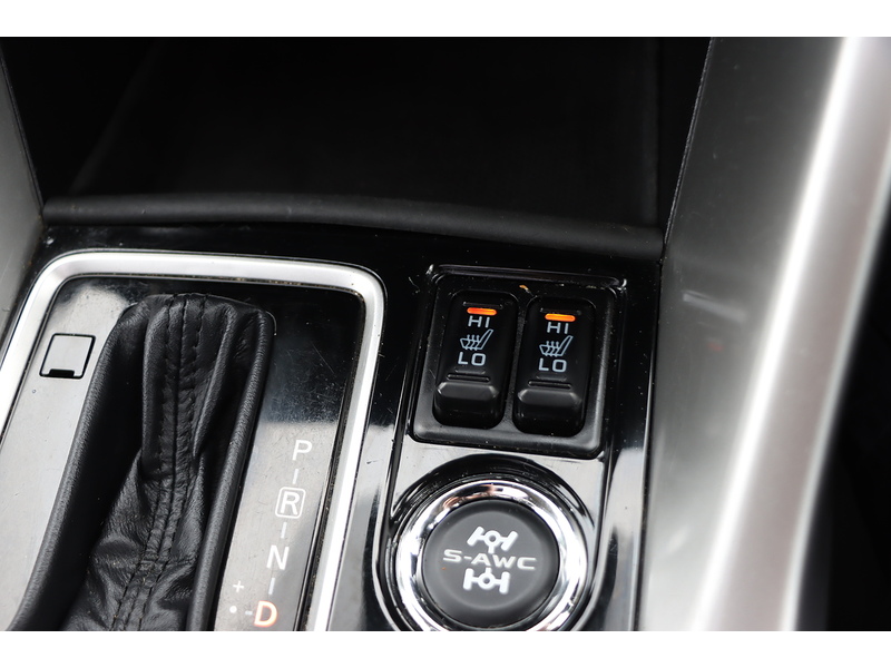 Mitsubishi 1.5T BLACK SUV 5DR PETROL CVT 4WD AUTO SUNROOF HEATED SEATS SAT NAV BLUETOOTH DAB STEREO APPLE CARPLAY REAR & 360 CAMERA PARKING AIDS 38000 MILES FSH 72-74 Mitcham Road