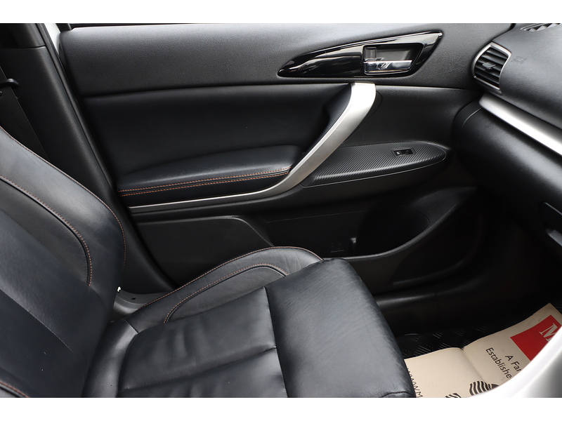 Mitsubishi 1.5T BLACK SUV 5DR PETROL CVT 4WD AUTO SUNROOF HEATED SEATS SAT NAV BLUETOOTH DAB STEREO APPLE CARPLAY REAR & 360 CAMERA PARKING AIDS 38000 MILES FSH 72-74 Mitcham Road