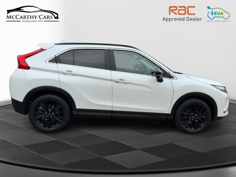 Mitsubishi 1.5T BLACK SUV 5DR PETROL CVT 4WD AUTO SUNROOF HEATED SEATS SAT NAV BLUETOOTH DAB STEREO APPLE CARPLAY REAR & 360 CAMERA PARKING AIDS 38000 MILES FSH 72-74 Mitcham Road