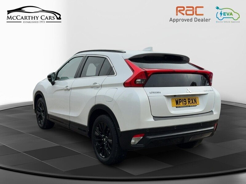 Mitsubishi 1.5T BLACK SUV 5DR PETROL CVT 4WD AUTO SUNROOF HEATED SEATS SAT NAV BLUETOOTH DAB STEREO APPLE CARPLAY REAR & 360 CAMERA PARKING AIDS 38000 MILES FSH 72-74 Mitcham Road