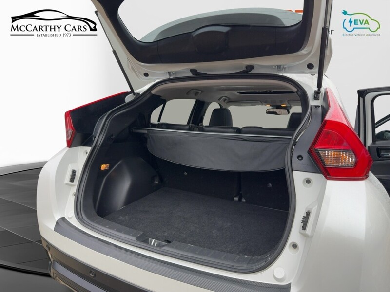 Mitsubishi 1.5T BLACK SUV 5DR PETROL CVT 4WD AUTO SUNROOF HEATED SEATS SAT NAV BLUETOOTH DAB STEREO APPLE CARPLAY REAR & 360 CAMERA PARKING AIDS 38000 MILES FSH 72-74 Mitcham Road