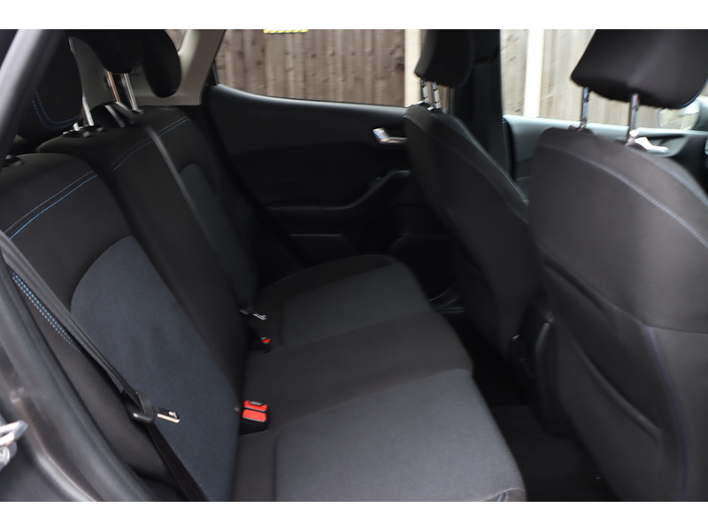 Ford 1.0T ECOBOOST ACTIVE HATCHBACK 5DR PETROL MANUAL SAT NAV BLUETOOTH DAB STEREO APPLE CARPLAY PARKING AIDS JUST 1 OWNER FROM NEW ONLY 69000 MILES FSH 72-74 Mitcham Road