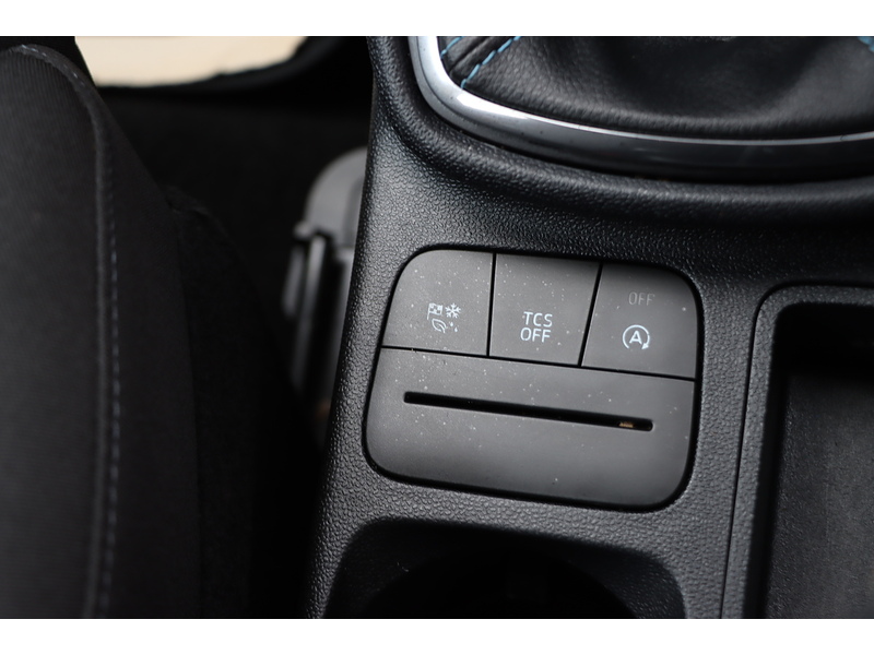 Ford 1.0T ECOBOOST ACTIVE HATCHBACK 5DR PETROL MANUAL SAT NAV BLUETOOTH DAB STEREO APPLE CARPLAY PARKING AIDS JUST 1 OWNER FROM NEW ONLY 69000 MILES FSH 72-74 Mitcham Road