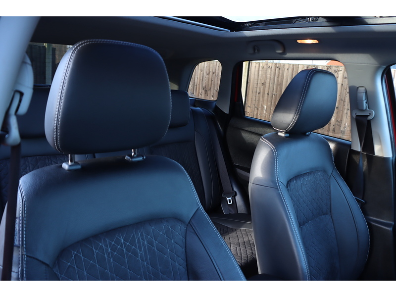 Suzuki 1.5 SZ5 SUV 5dr Petrol Hybrid AGS Auto Euro 6 (s/s) (115 ps) 72-74 Mitcham Road