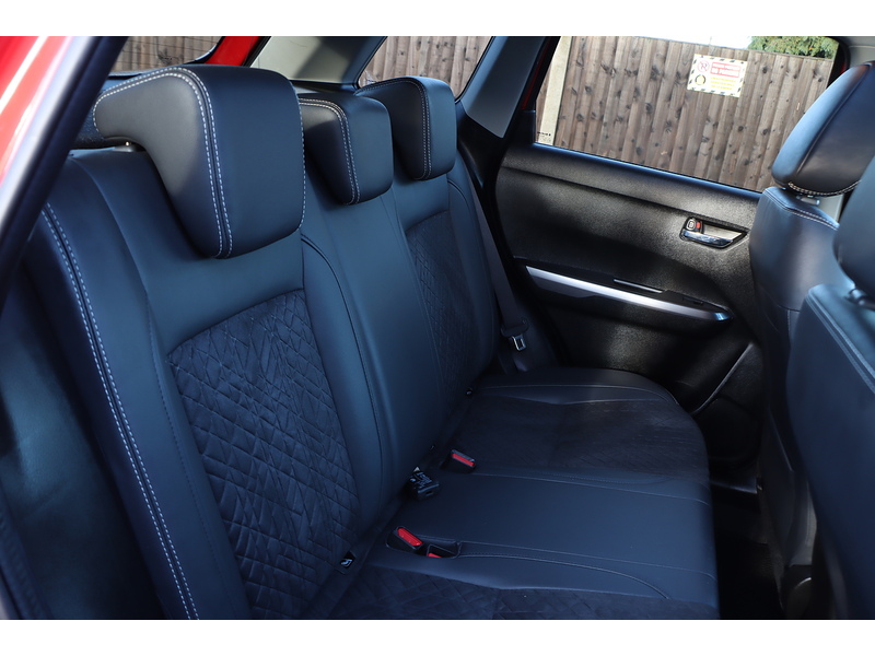 Suzuki 1.5 SZ5 SUV 5dr Petrol Hybrid AGS Auto Euro 6 (s/s) (115 ps) 72-74 Mitcham Road