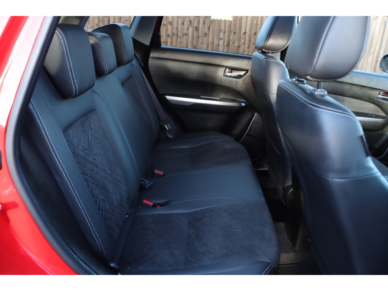 Suzuki 1.5 SZ5 SUV 5dr Petrol Hybrid AGS Auto Euro 6 (s/s) (115 ps) 72-74 Mitcham Road