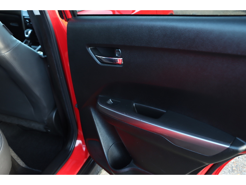 Suzuki 1.5 SZ5 SUV 5dr Petrol Hybrid AGS Auto Euro 6 (s/s) (115 ps) 72-74 Mitcham Road