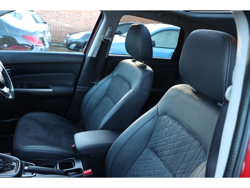 Suzuki 1.5 SZ5 SUV 5dr Petrol Hybrid AGS Auto Euro 6 (s/s) (115 ps) 72-74 Mitcham Road