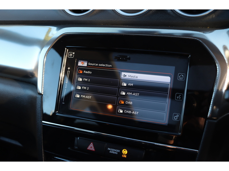 Suzuki 1.5 SZ5 SUV 5dr Petrol Hybrid AGS Auto Euro 6 (s/s) (115 ps) 72-74 Mitcham Road