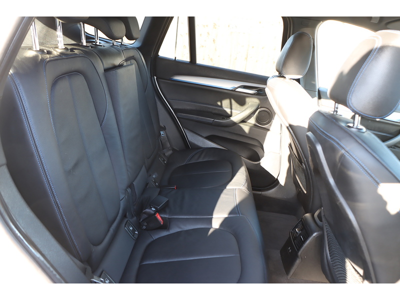 BMW 1.5 25e 10kWh M Sport SUV 5dr Petrol Plug-in Hybrid Auto xDrive Euro 6 (s/s) (220 ps) 72-74 Mitcham Road