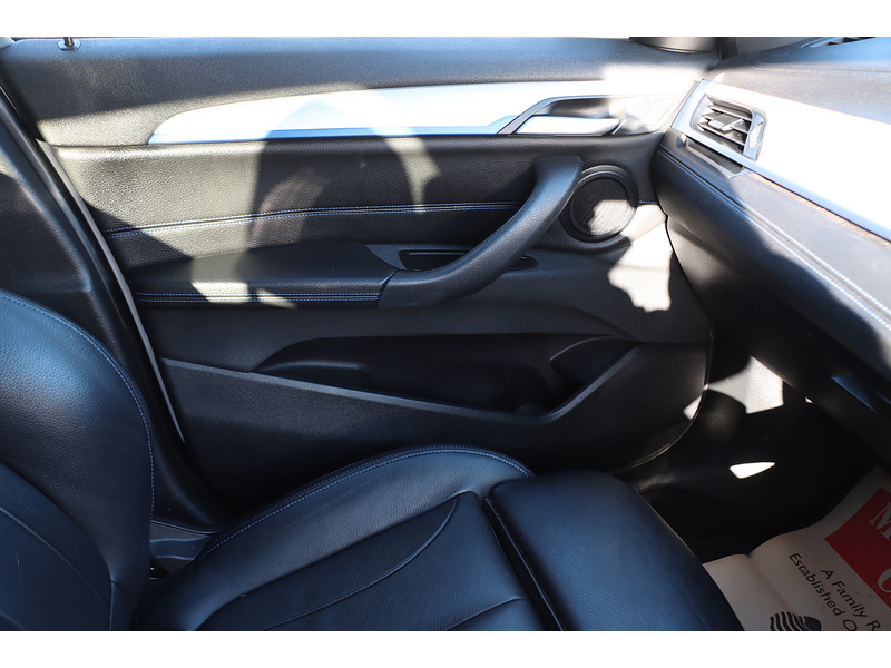 BMW 1.5 25e 10kWh M Sport SUV 5dr Petrol Plug-in Hybrid Auto xDrive Euro 6 (s/s) (220 ps) 72-74 Mitcham Road