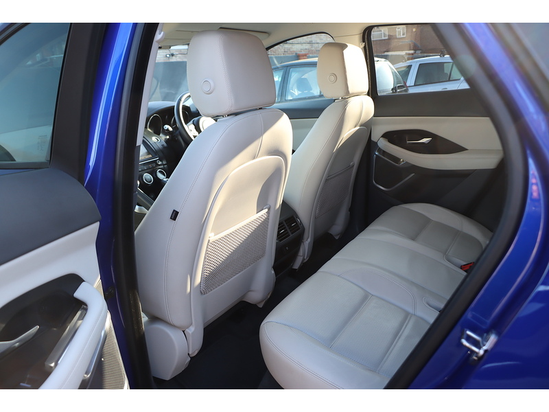 Jaguar 2.0 P200 SE SUV 5DR PETROL AWD AUTO HEATED SEATS SAT NAV BLUETOOTH APPLE CARPLAY REAR+360 CAMERA PARKING AIDS 2 OWNERS ONLY 27000 MILES FSH 5 SERVICES 72-74 Mitcham Road