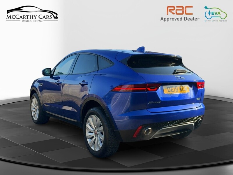 Jaguar 2.0 P200 SE SUV 5DR PETROL AWD AUTO HEATED SEATS SAT NAV BLUETOOTH APPLE CARPLAY REAR+360 CAMERA PARKING AIDS 2 OWNERS ONLY 27000 MILES FSH 5 SERVICES 72-74 Mitcham Road