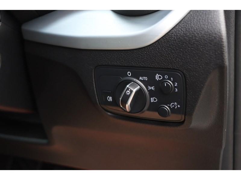 Audi 1.0 TFSI 30 SPORT SUV 5DR PETROL S TRONIC AUTO SATNAV BLUETOOTH DAB RADIO APPLE CARPLAY PARKING AIDS JUST 2 OWNERS ONLY 64000 MILES FSH NO ULEZ CHARGE 72-74 Mitcham Road